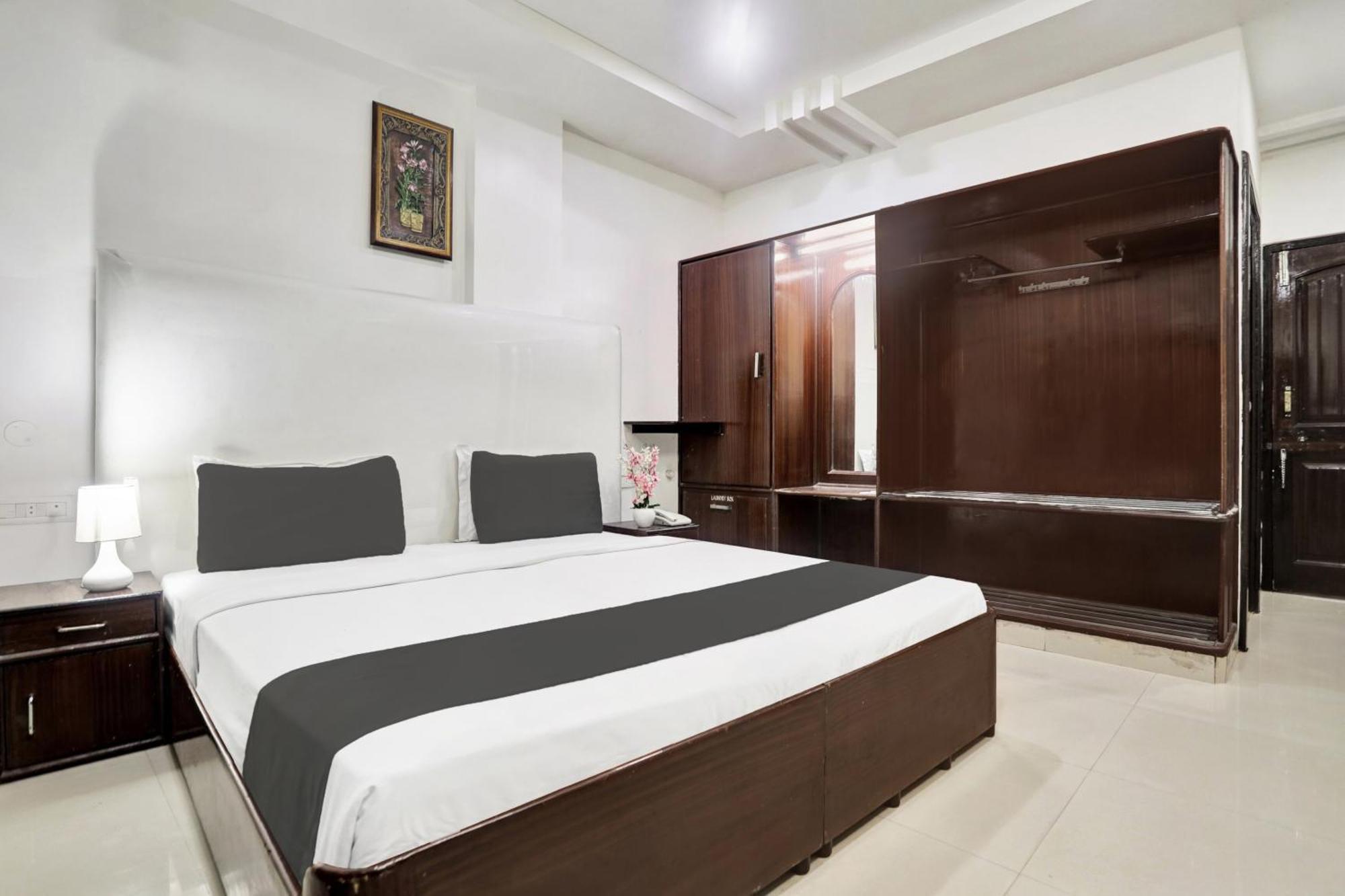 Townhouse Eluru酒店 外观 照片